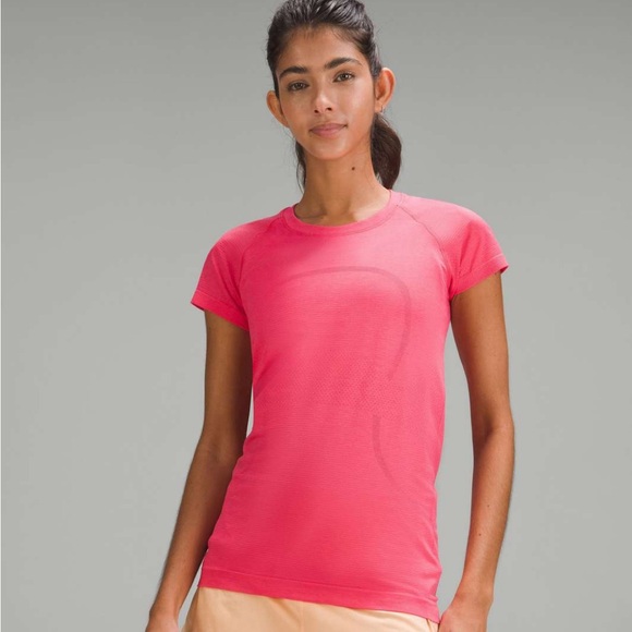 Bundle of Two Swiftly Tech Lululemon Shirts Hip Length - Picture 2 of 9